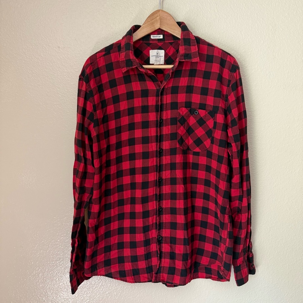 ❇️American Eagle Outfitters Red and Black Plaid Women's Shirt 2 for $22❇️